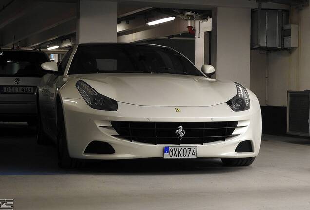 Ferrari FF