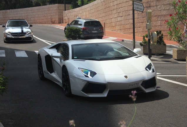 Lamborghini Aventador LP700-4