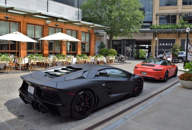 Lamborghini Aventador LP700-4