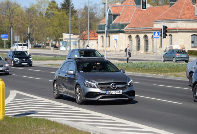 Mercedes-AMG A 45 W176 2015