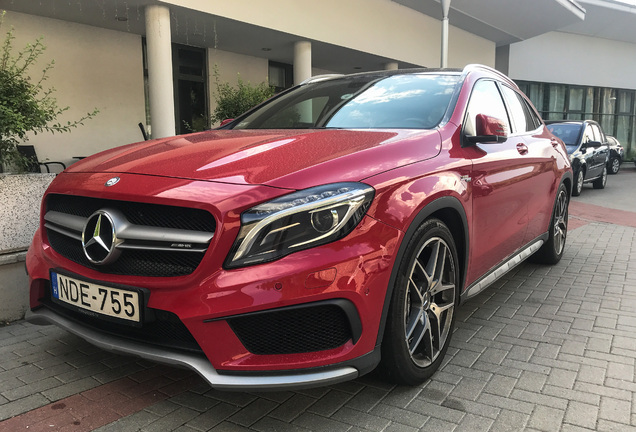 Mercedes-Benz GLA 45 AMG X156