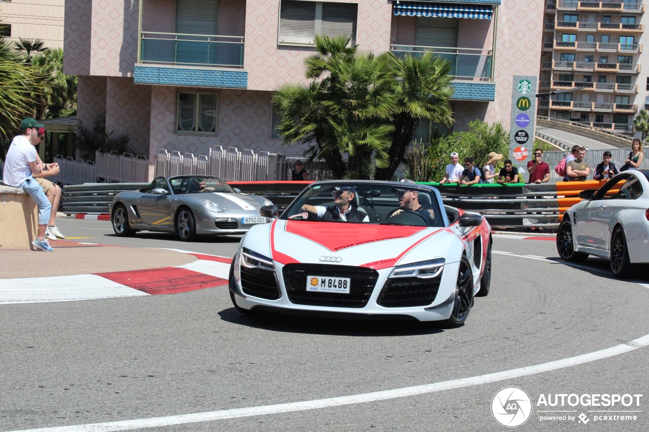 Audi R8 V10 Spyder 2013