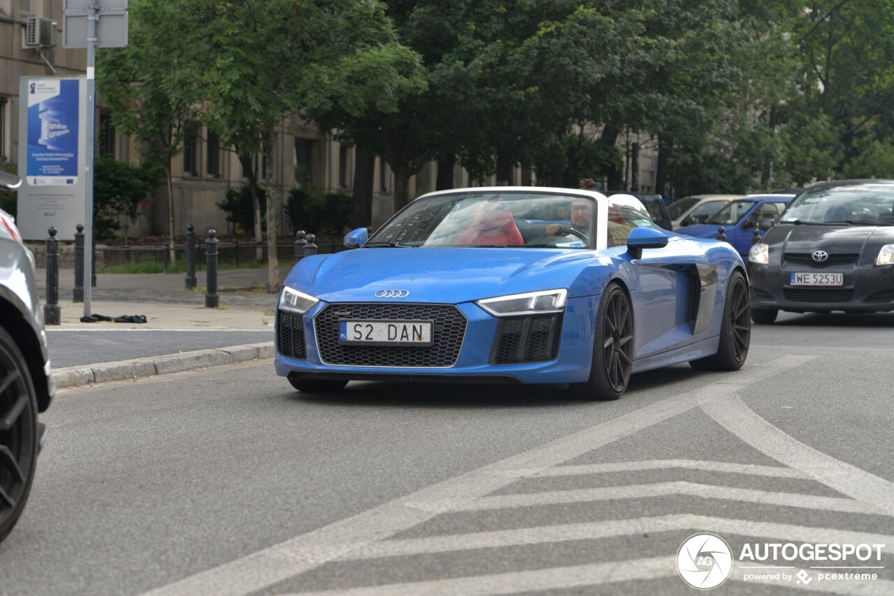 Audi R8 V10 Spyder 2016