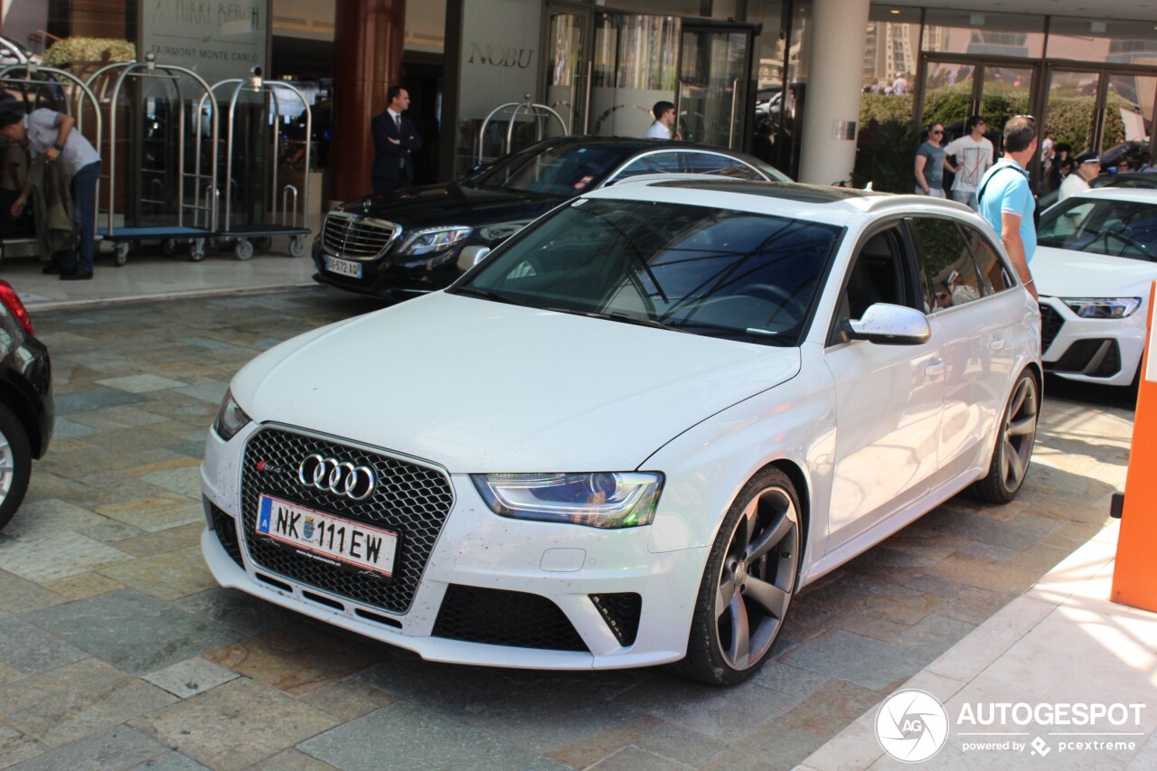 Audi RS4 Avant B8