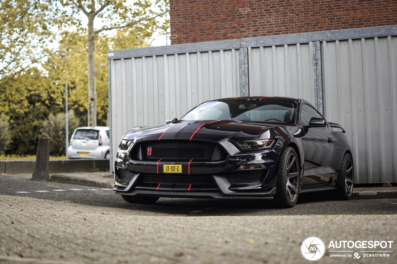 Ford Mustang Shelby GT350R 2015