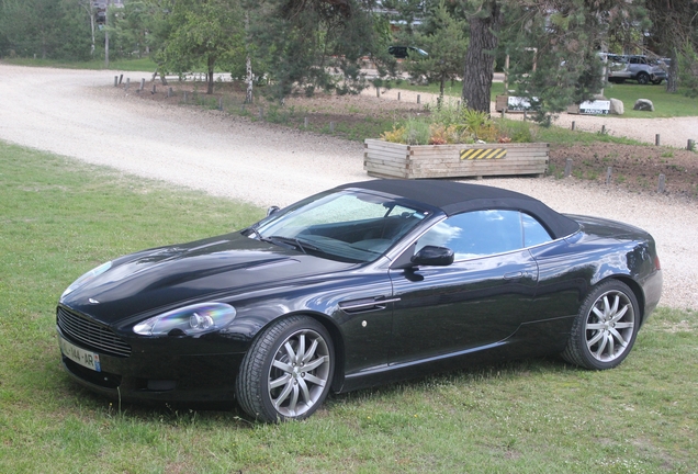 Aston Martin DB9 Volante