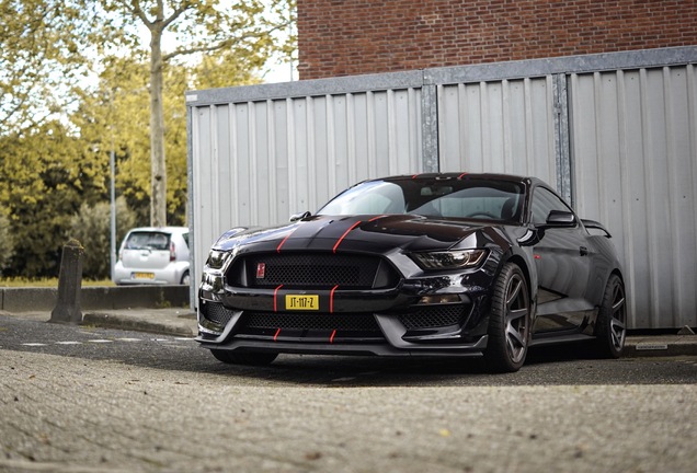 Ford Mustang Shelby GT350R 2015