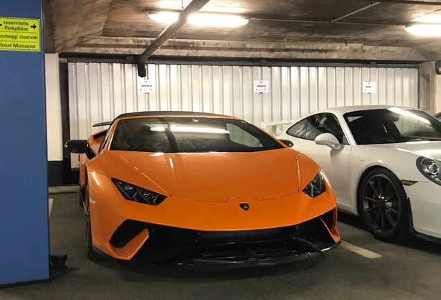 Lamborghini Huracán LP640-4 Performante Spyder