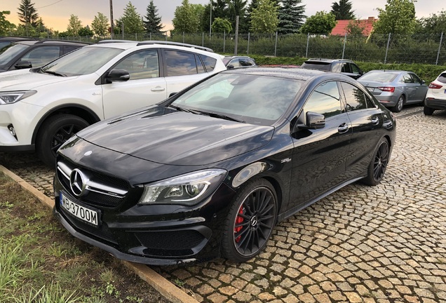 Mercedes-AMG CLA 45 C117