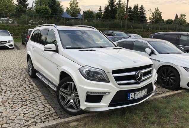 Mercedes-Benz GL 63 AMG X166