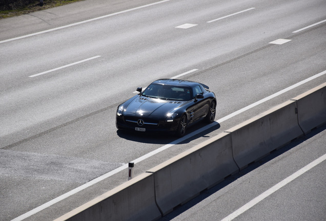 Mercedes-Benz SLS AMG