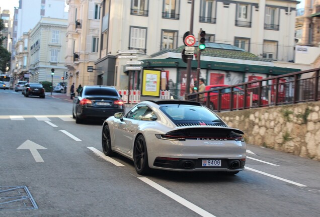 Porsche 992 Carrera 4S