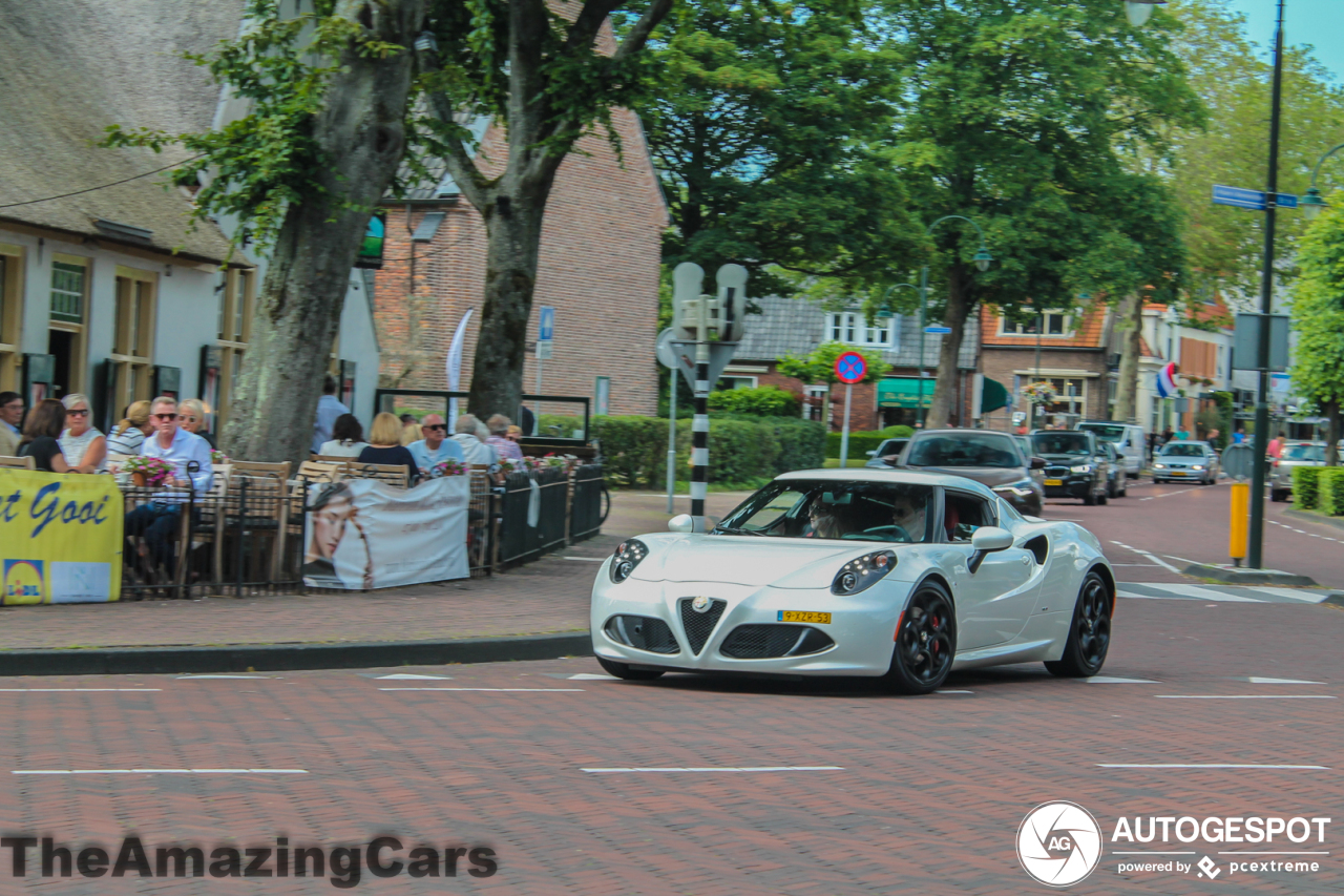 Alfa Romeo 4C Coupé