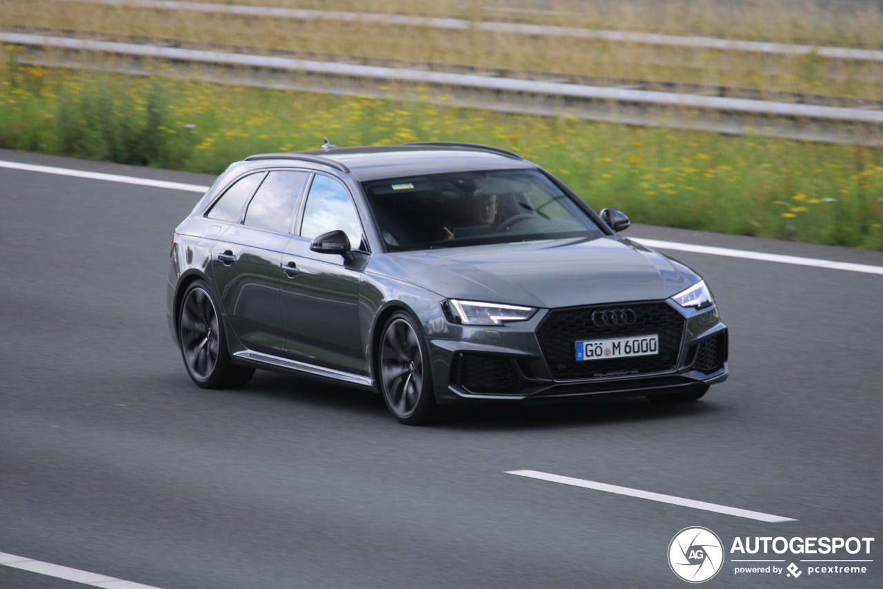 Audi RS4 Avant B9