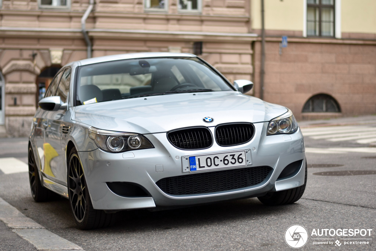 BMW M5 E60 2005