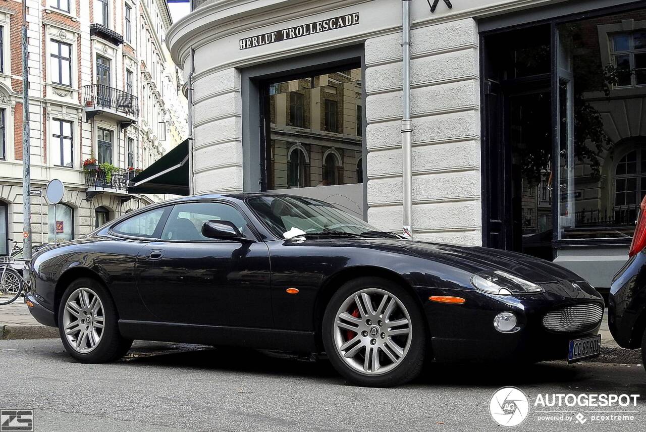 Jaguar XKR