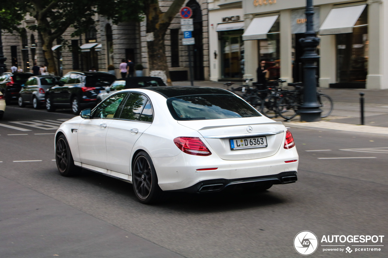 Mercedes-AMG E 63 S W213