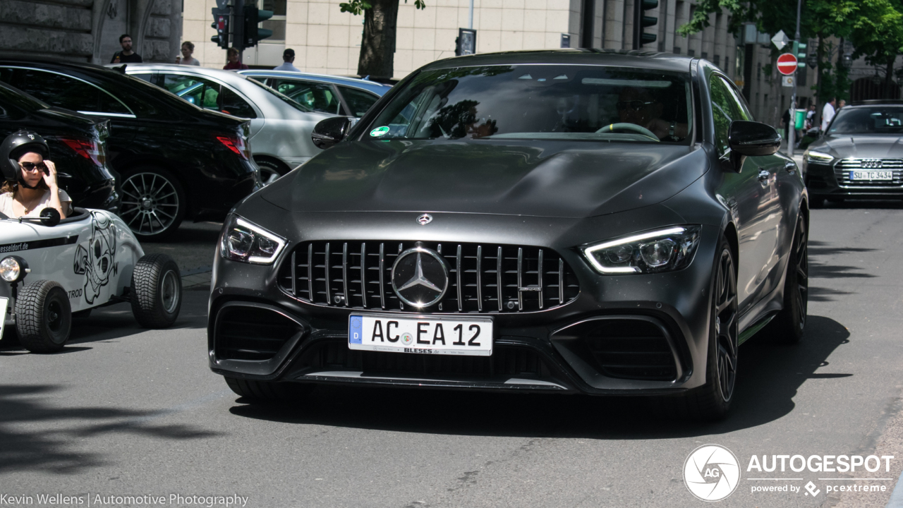 Mercedes-AMG GT 63 S X290