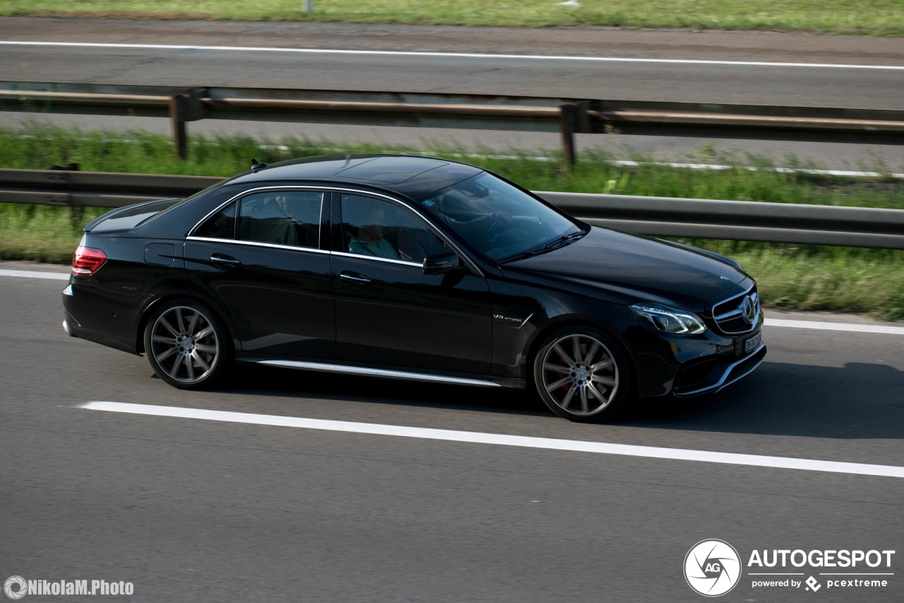 Mercedes-Benz E 63 AMG S W212