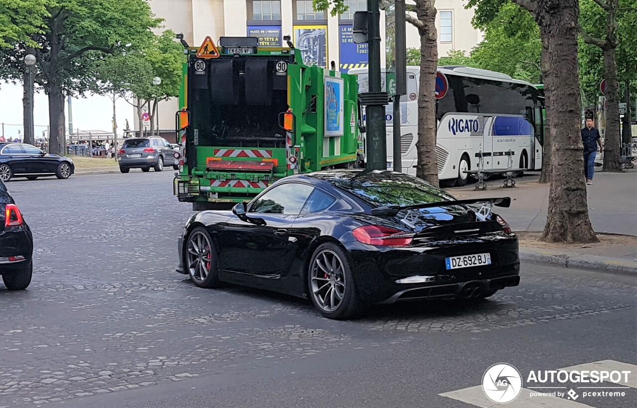 Porsche 981 Cayman GT4