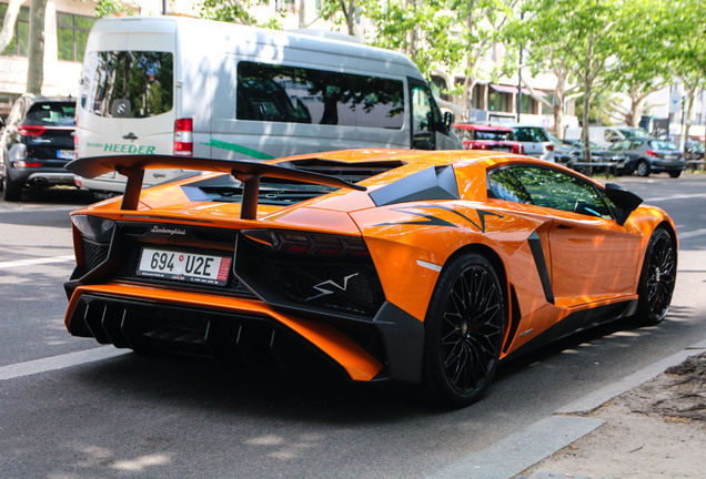 Lamborghini Aventador LP750-4 SuperVeloce