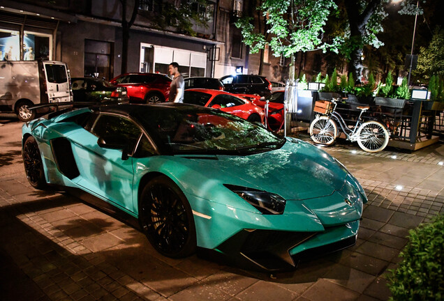 Lamborghini Aventador LP750-4 SuperVeloce Roadster