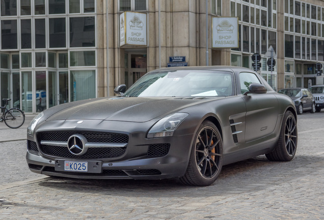 Mercedes-Benz SLS AMG