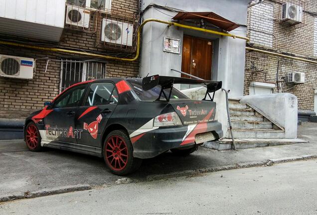 Mitsubishi Lancer Evolution IX MR