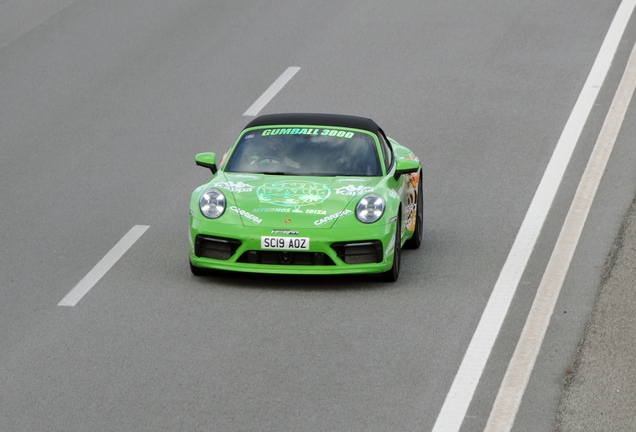 Porsche 992 Carrera 4S Cabriolet