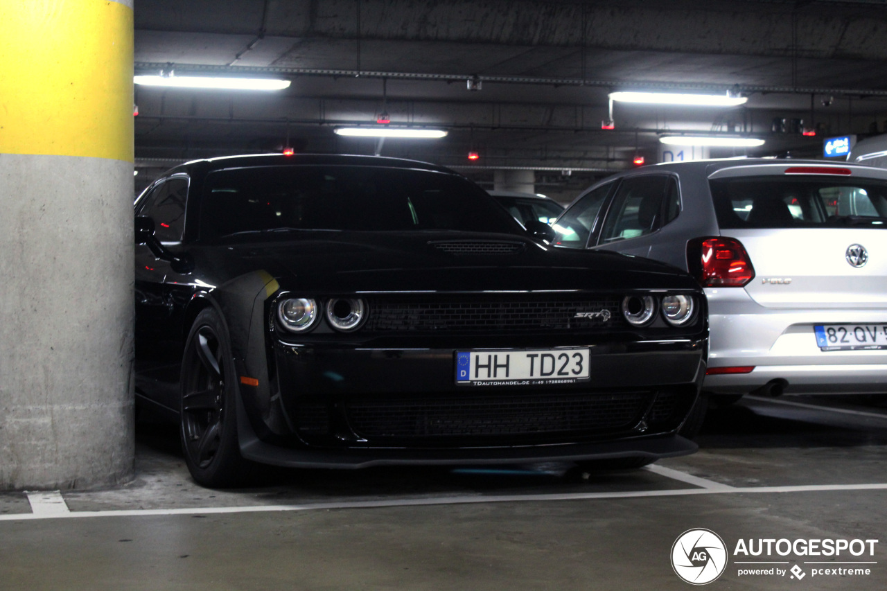 Dodge Challenger SRT Hellcat