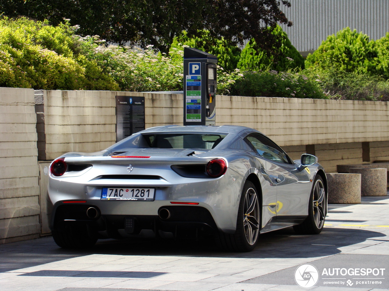 Ferrari 488 Spider