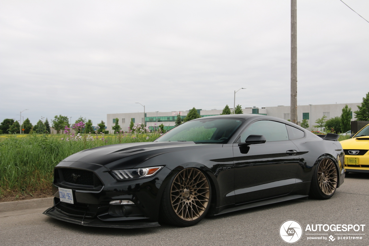 Ford Mustang GT 2015