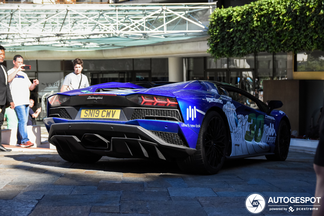 Lamborghini Aventador S LP740-4 Roadster