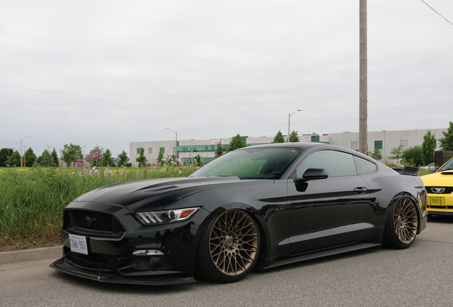 Ford Mustang GT 2015