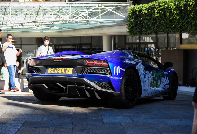 Lamborghini Aventador S LP740-4 Roadster