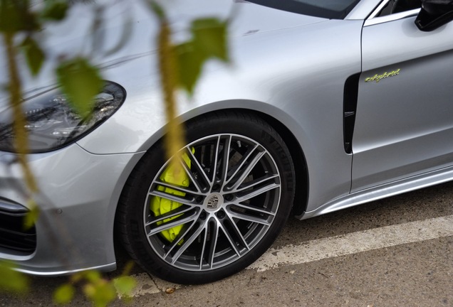 Porsche 971 Panamera Turbo S E-Hybrid