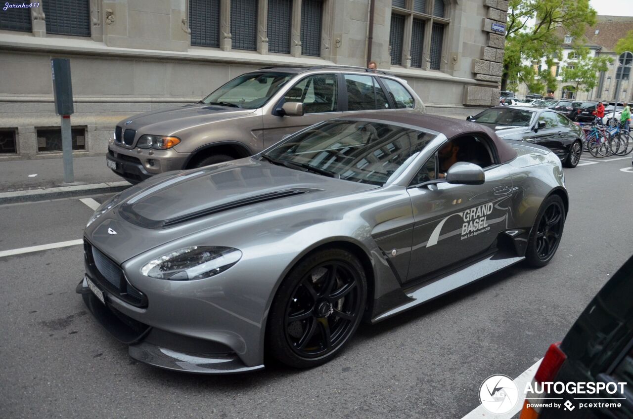 Aston Martin Vantage GT12 Roadster