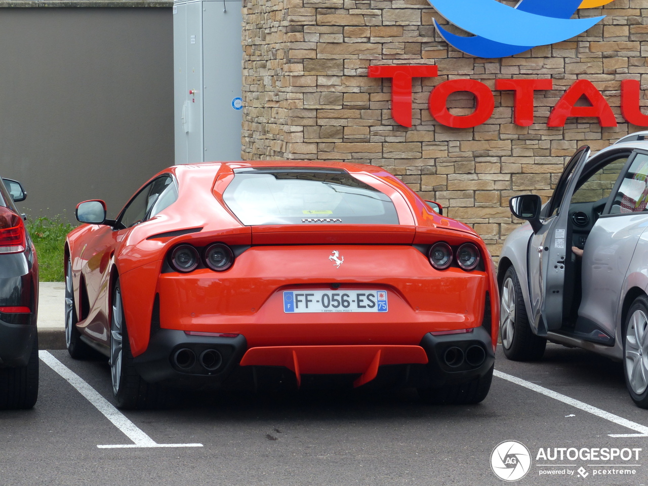 Ferrari 812 Superfast