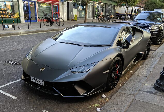 Lamborghini Huracán LP640-4 Performante