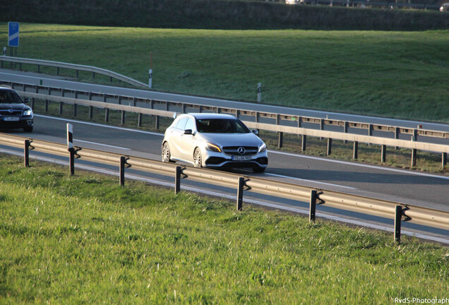 Mercedes-AMG A 45 W176 2015