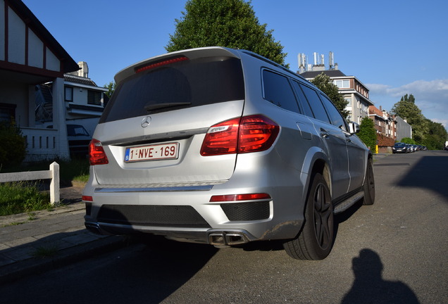 Mercedes-Benz GL 63 AMG X166