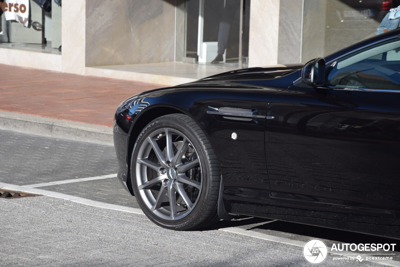 Aston Martin DB9 Volante