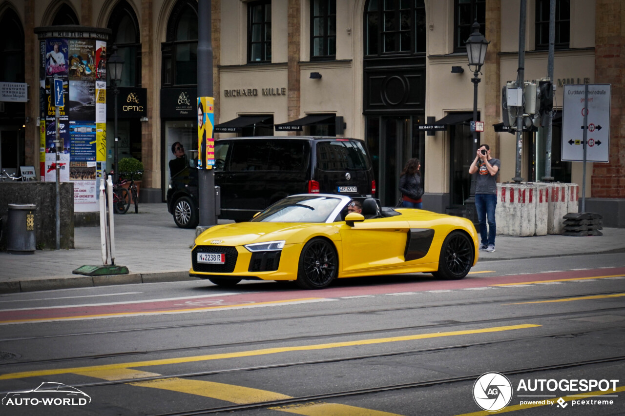 Audi R8 V10 Spyder 2016