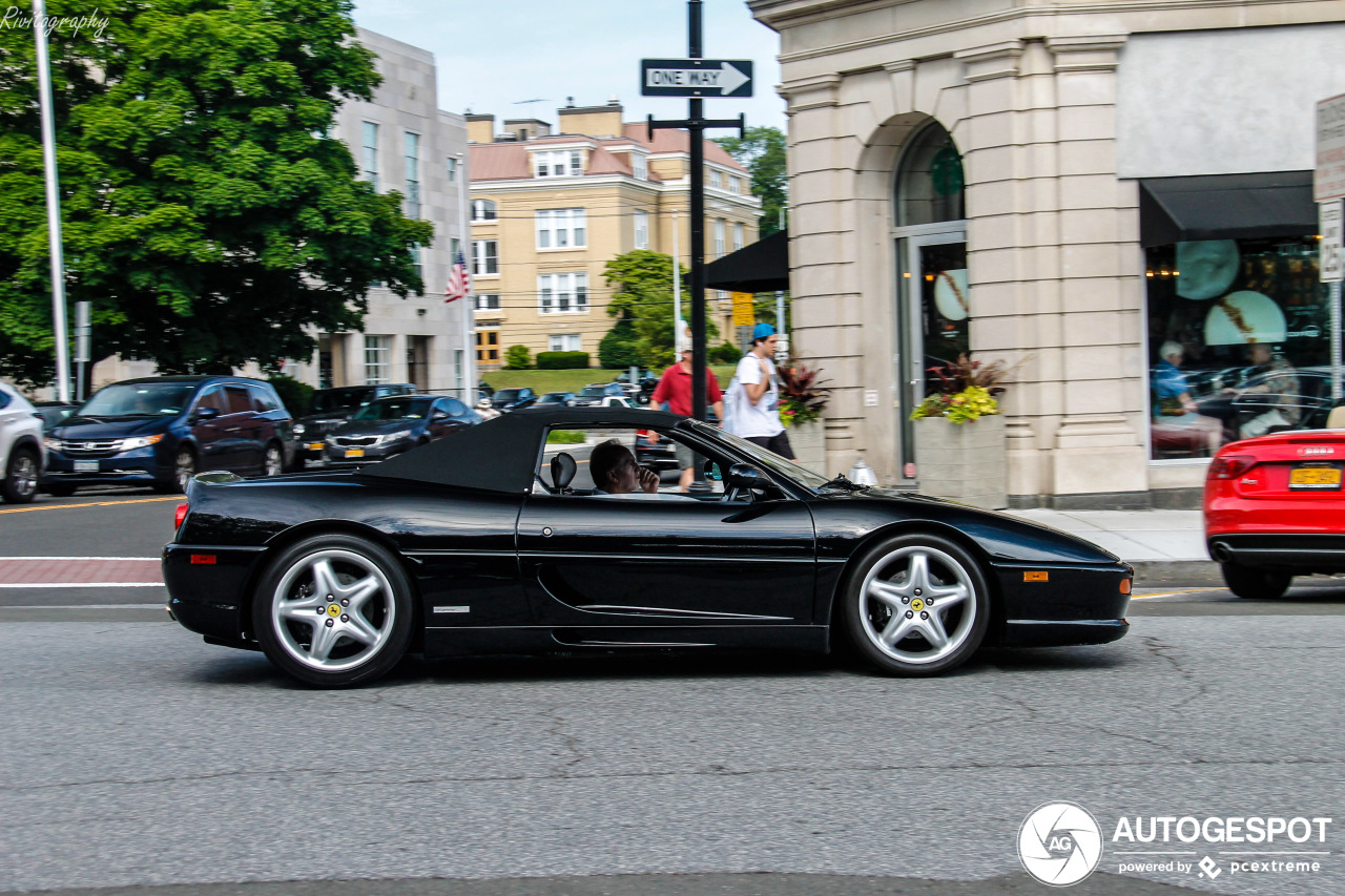 Ferrari F355 Spider