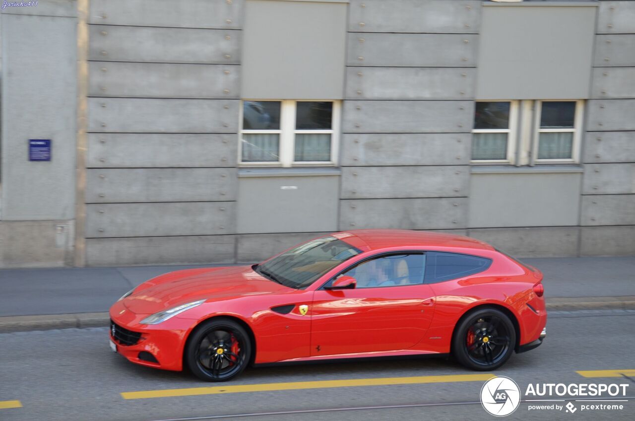 Ferrari FF