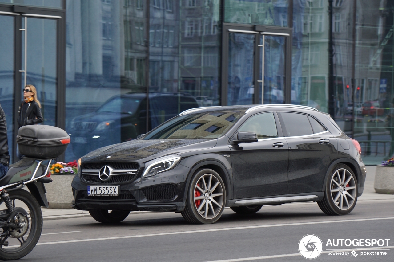 Mercedes-Benz GLA 45 AMG X156