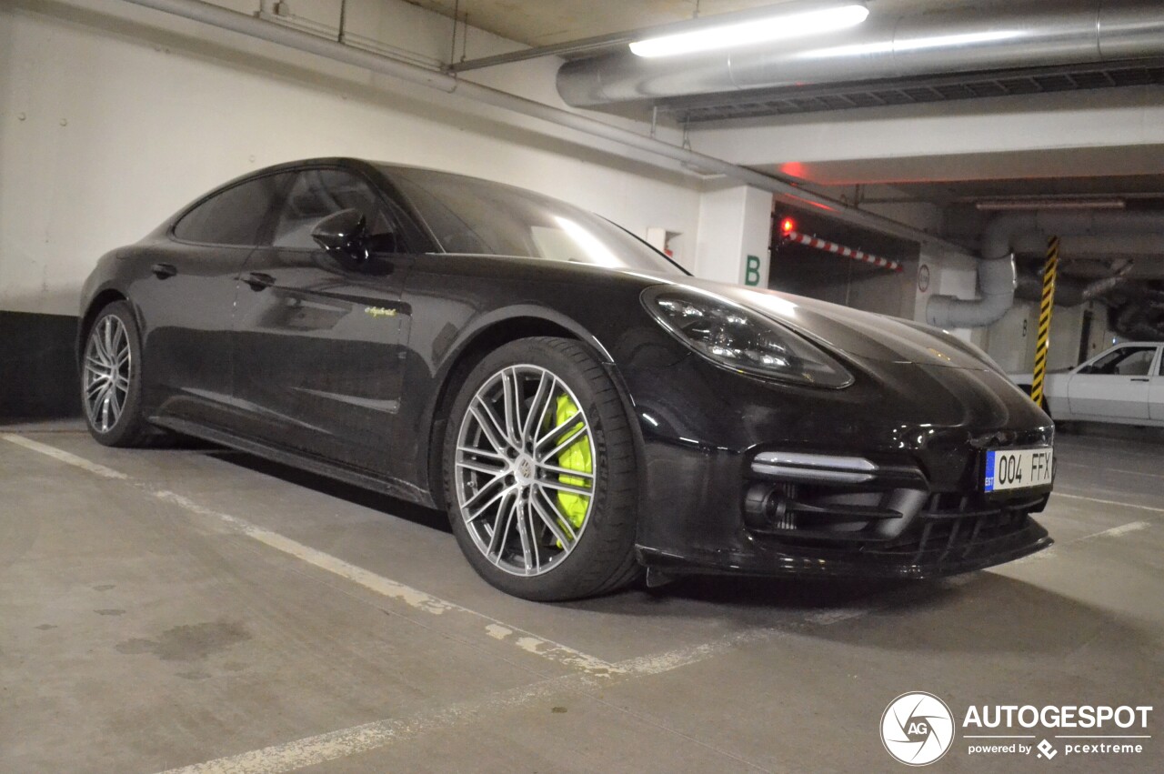 Porsche 971 Panamera Turbo S E-Hybrid