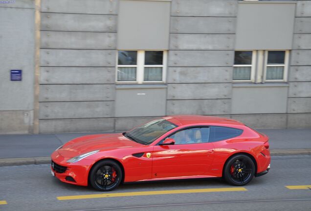 Ferrari FF