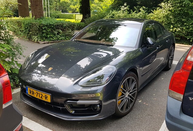 Porsche 971 Panamera Turbo S E-Hybrid