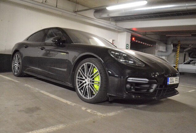 Porsche 971 Panamera Turbo S E-Hybrid